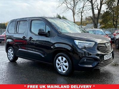 Second-hand Vauxhall Combo 130 CP (95 kW) 2021 Negru Monovolum