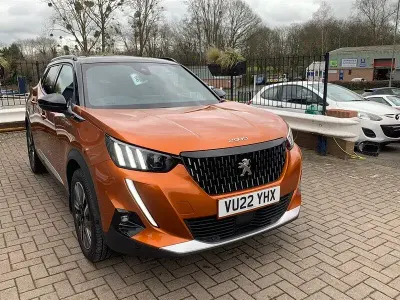 Used Peugeot 2008 Premium 130 HP (95 kW) 2022 Orange SUV