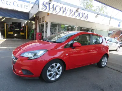 Używany Vauxhall Corsa Excite 2015 Czerwony Hatchback