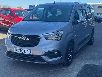 Używany Vauxhall Combo Edition 110 KM (80 kW) 2021 Szary Minivan