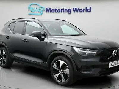Used Volvo XC40 Plus 211 HP (155 kW) 2021 Black SUV