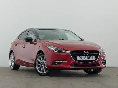 Begagnad Mazda 3 Inclusive 120 HK (88 kW) 2018 Röd Halvkombi