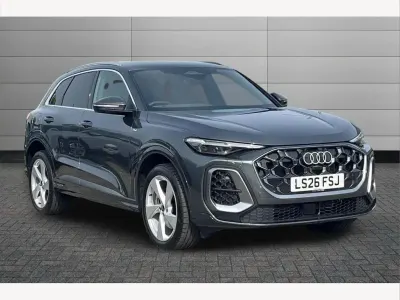 Used Audi Q5 S-Line 200 HP (147 kW) 2026 Grey SUV