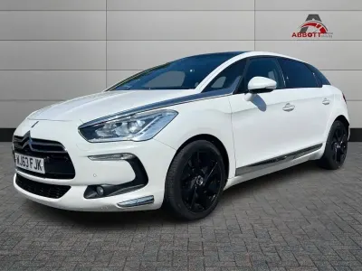 Used Citroën DS5 2013 White Hatchback
