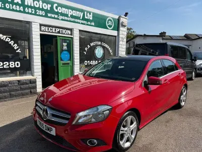 Used Mercedes A200 Sport Edition 153 HP (112 kW) 2015 Red Hatchback