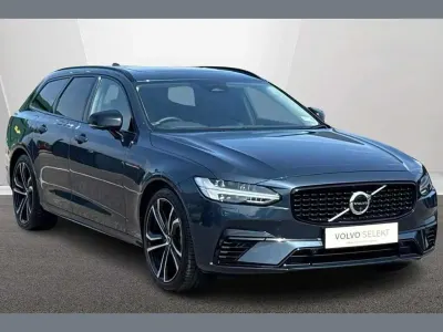 Used Volvo V90 Ultra 449 HP (330 kW) 2024 Blue Estate