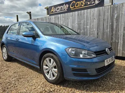 Begagnad VW Golf VII SE 150 HK (110 kW) 2014 Blå Halvkombi