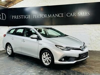 Toyota Auris Hybrid