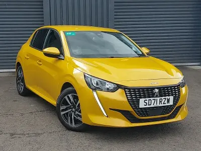 Gebraucht Peugeot 208 Allure Premium 100 PS (73 kW) 2021 Gelb Kleinwagen