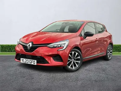 Used Renault Clio Evolution 145 HP (106 kW) 2023 Red  Hatchback