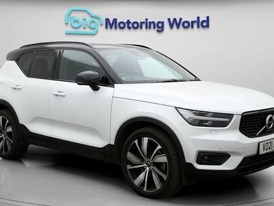 White Used 2021 Volvo XC40 R-Design Pro SUV | £21,300 (Good price)