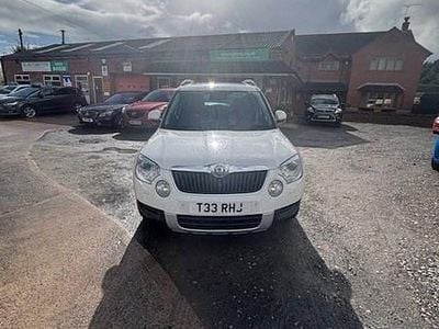 Used Skoda Yeti LAURIN & KLEMENT 170 HP (125 kW) 2013 White SUV