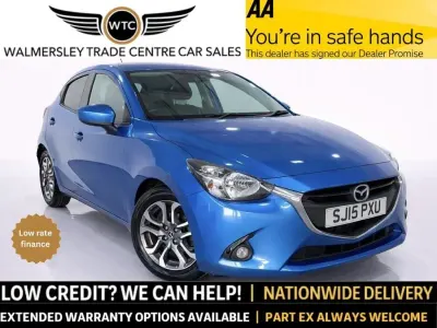 Używany Mazda 2 Edition 90 KM (66 kW) 2015 Niebieski Hatchback