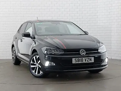 Begagnad VW Polo Beats 75 HK (55 kW) 2018 Svart Halvkombi