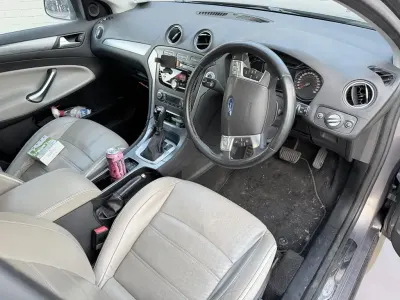 Usado Ford Mondeo Titanium X 2011 Castanho Carrinha