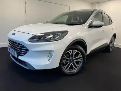 Używany Ford Kuga Titanium 120 KM (88 kW) 2021 Biały SUV