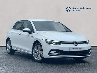 Used VW Golf VIII Style 150 HP (110 kW) 2024 White Hatchback