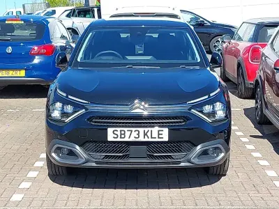 Używany Citroën C4 X PureTech 129 KM (94 kW) 2023 Czarny SUV