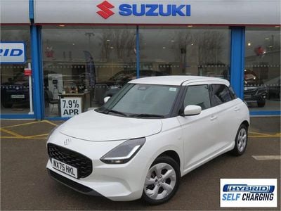 Used Suzuki Swift 2025 White Hatchback