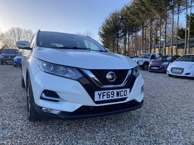 Used Nissan Qashqai N-Connecta 2019 White SUV