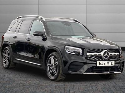 Mercedes GLB220