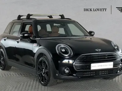 Usado Mini Cooper Clubman Exclusive 134 CV (98 kW) 2022 Negro Familiar
