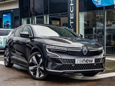 Black Used 2024 Renault Megane E-Tech Komfort Hatchback | £20,995 (Fair price)