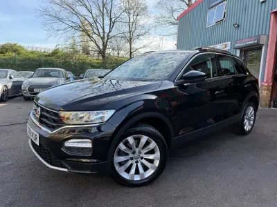 Używany VW T-Roc SE 150 KM (110 kW) 2019 Czarny SUV