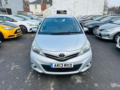 Used Toyota Yaris SR 2013 Hatchback