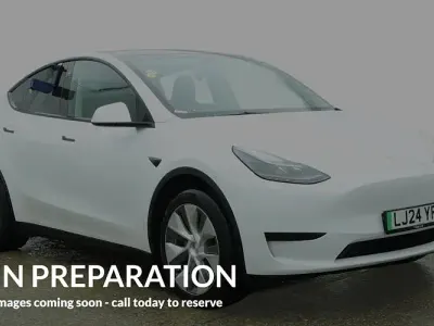 Usado Tesla Model Y RWD 254 kW (346 HP) 2024 Branco SUV