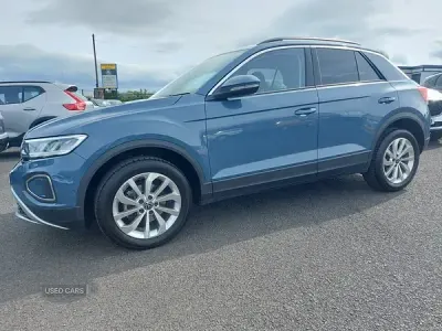 Used VW T-Roc Match 115 HP (84 kW) 2025 Blue SUV