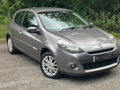 Grey Used 2010 Renault Clio II Dynamique Hatchback | £1,995 (Fair price)
