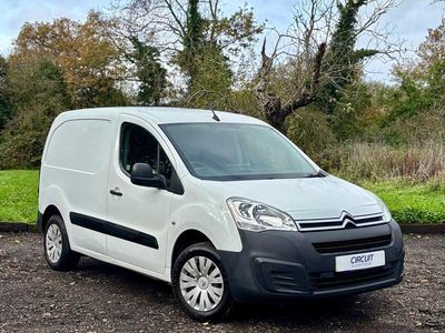 Used Citroën Berlingo 100 HP (73 kW) 2018 White MPV