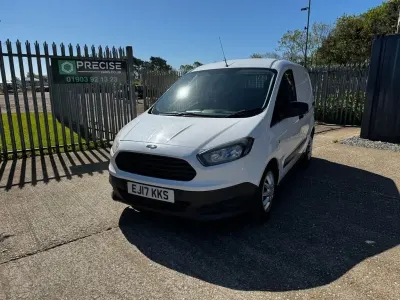 Używany Ford Transit 74 KM (54 kW) 2017 Biały Van