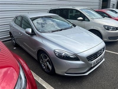 used Volvo V40 2.0 D2 SE LUX 5d 118 BHP