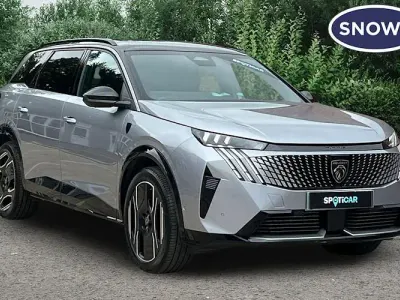 Used Peugeot e-5008 GTi 156 kW (213 HP) 2024 Grey SUV