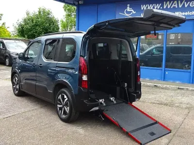 New Peugeot Rifter Access 131 HP (96 kW) 2025 Blue MPV