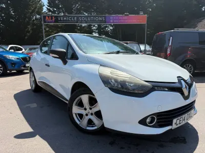Used Renault Clio Expression+ 90 HP (66 kW) 2014 White Hatchback