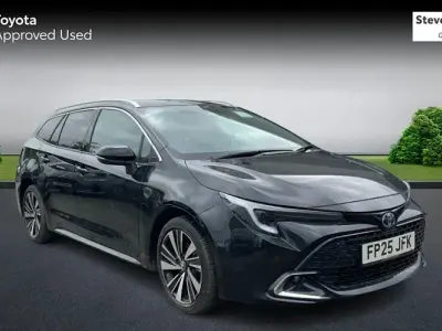 Used Toyota Corolla Design 140 HP (102 kW) 2025 Black Estate