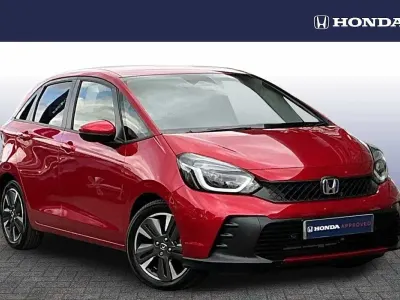 Używany Honda Jazz Advance 122 KM (89 kW) 2025 Czerwony Hatchback