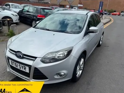 Used Ford Focus Zetec 125 HP (91 kW) 2012 Hatchback