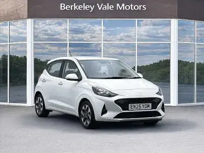 Gebraucht Hyundai i10 Advanced 2025 Weiß Kleinwagen