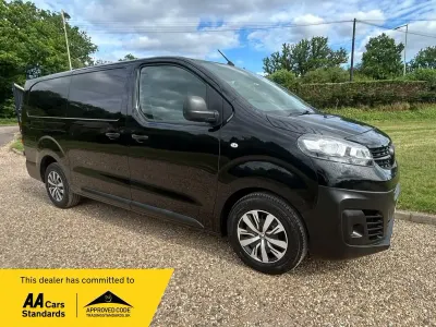 Used Vauxhall Vivaro Edition 100 HP (73 kW) 2021 Black MPV