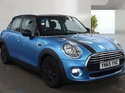 Used Mini Cooper D Hatch 116 HP (85 kW) 2015 Blue Hatchback