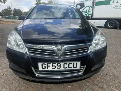 Used Vauxhall Astra Active 88 HP (64 kW) 2009 Black Hatchback