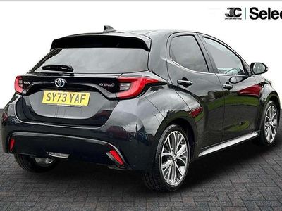 Used Toyota Yaris Hybrid 113 HP (83 kW) 2023 Black Hatchback