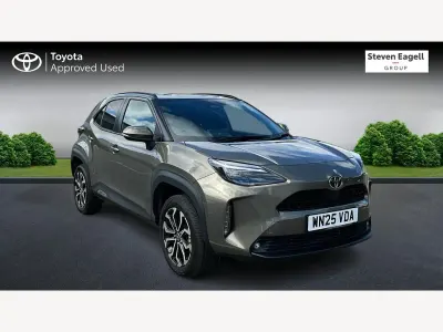 Used Toyota Yaris Design 116 HP (85 kW) 2025 Bronze Hatchback