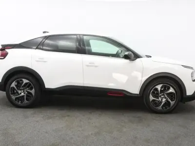 Używany Citroën C4 PureTech 130 KM (95 kW) 2023 Biały SUV
