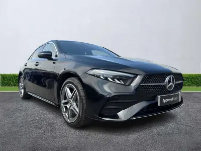 Begagnad Mercedes A250 AMG Line Premium 2024 Svart Sedan