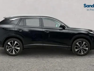 Used MG HS Trophy 2024 Metallic  black pearl SUV